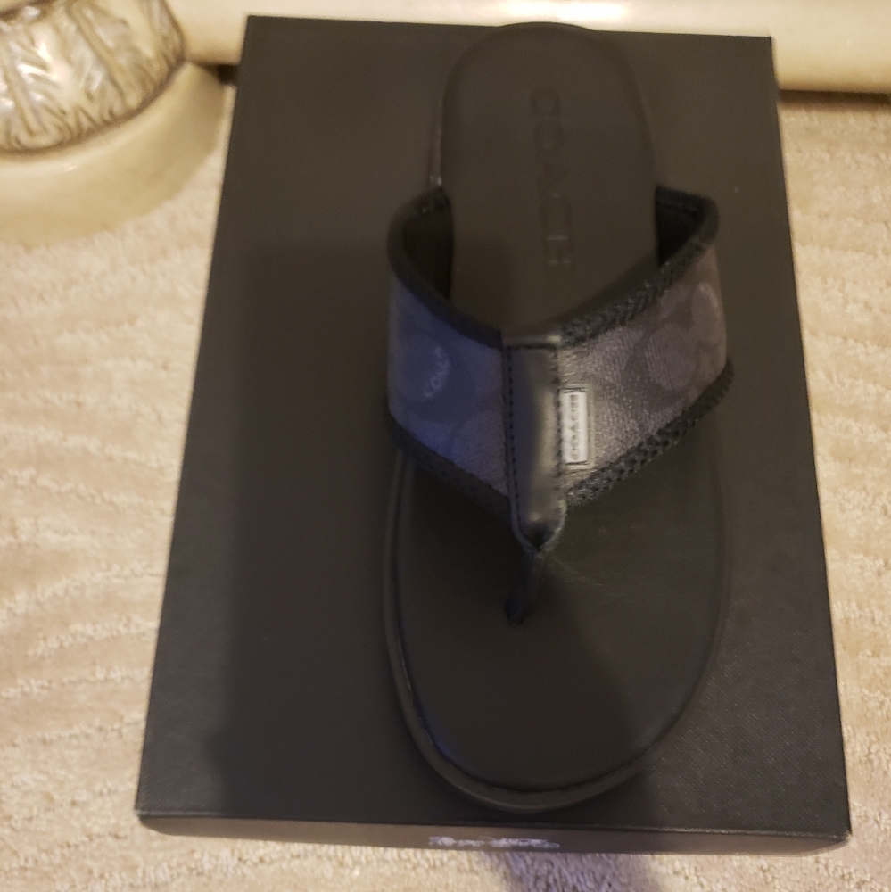 Men's Signature Coach flip flops